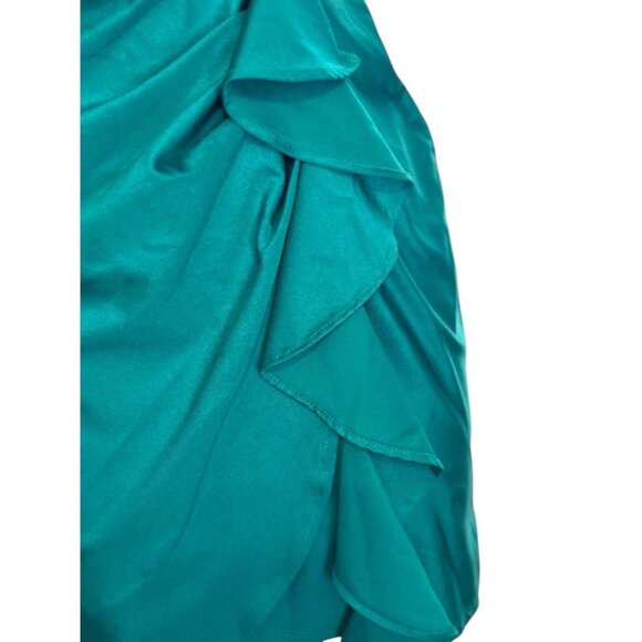 City Studio Emerald Green Ruffle Bodycon Dress Spaghetti Strap Size 1/2 - Picture 3 of 6